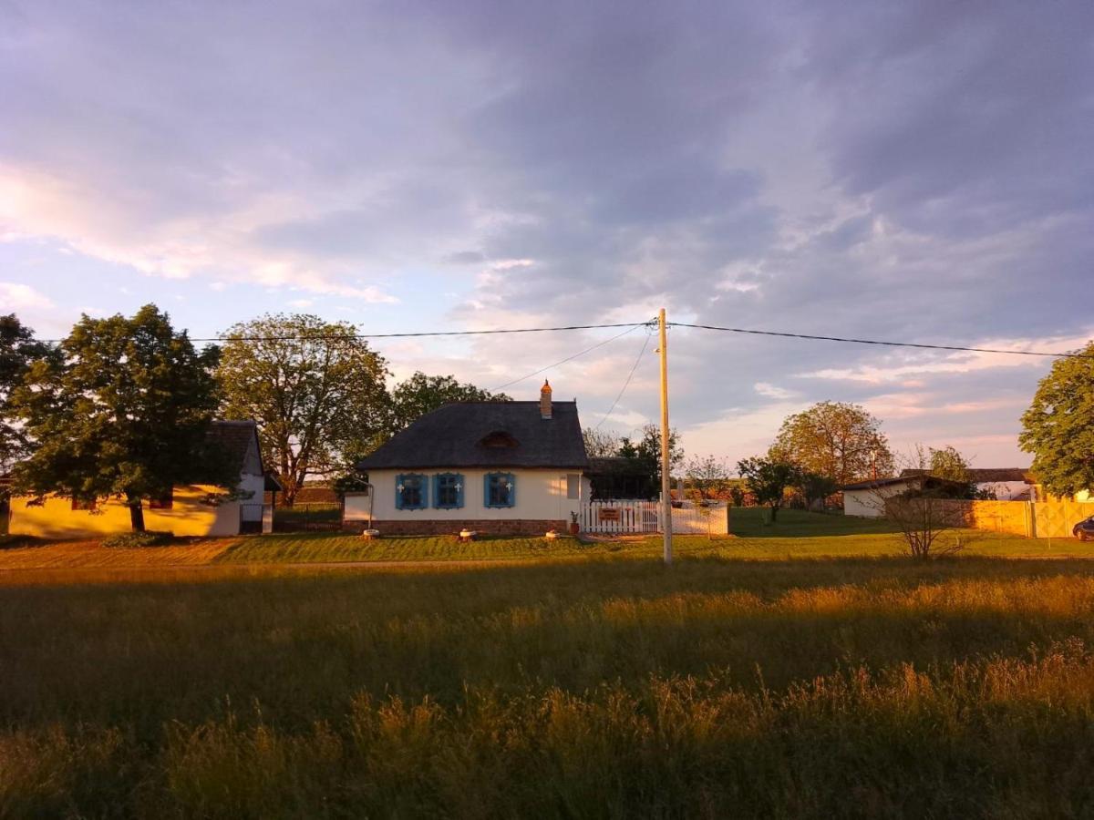 Matejev Konak Susara Exteriör bild